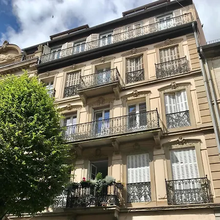 2p Centre Apartment *